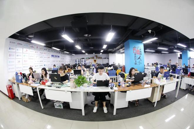 科创之星 | 马上消费首席信息官兼副总经理蒋宁 金融领域科技创新的领跑者与信息技术研发的实践者